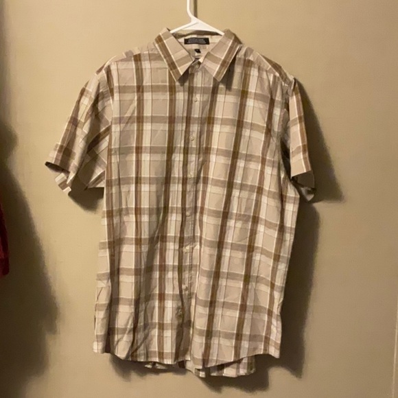 Beverly Hills Polo Club Beige and Brown Plaid Shirt - Picture 1 of 6